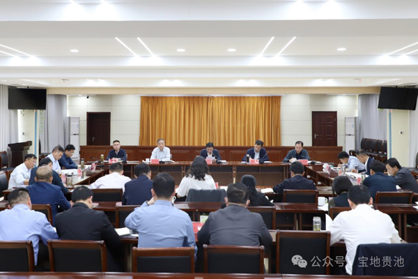 區委舉辦深入貫徹中央八項規定精神學習教育讀書班